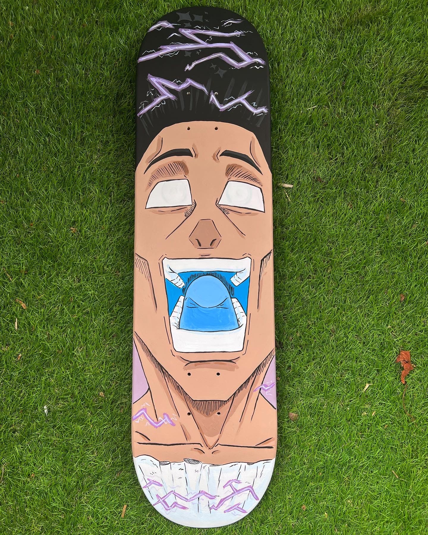 ESSENCE OF QUES SKATEBOARD